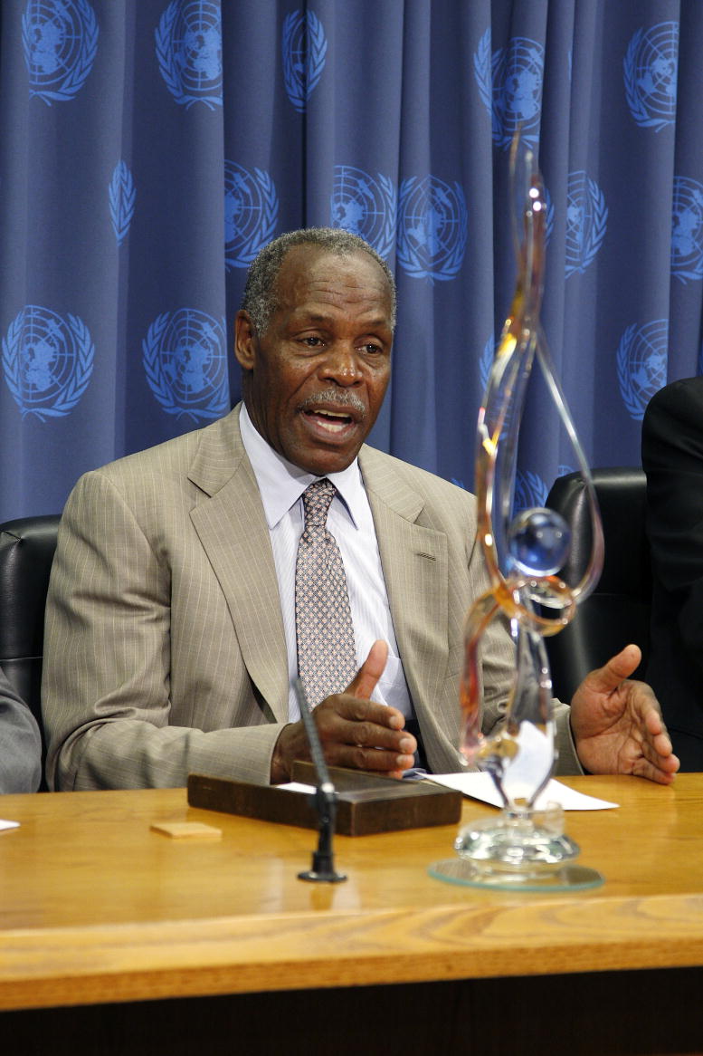 US Actor Addresses Press Conference on Millennium Development Goals Awards