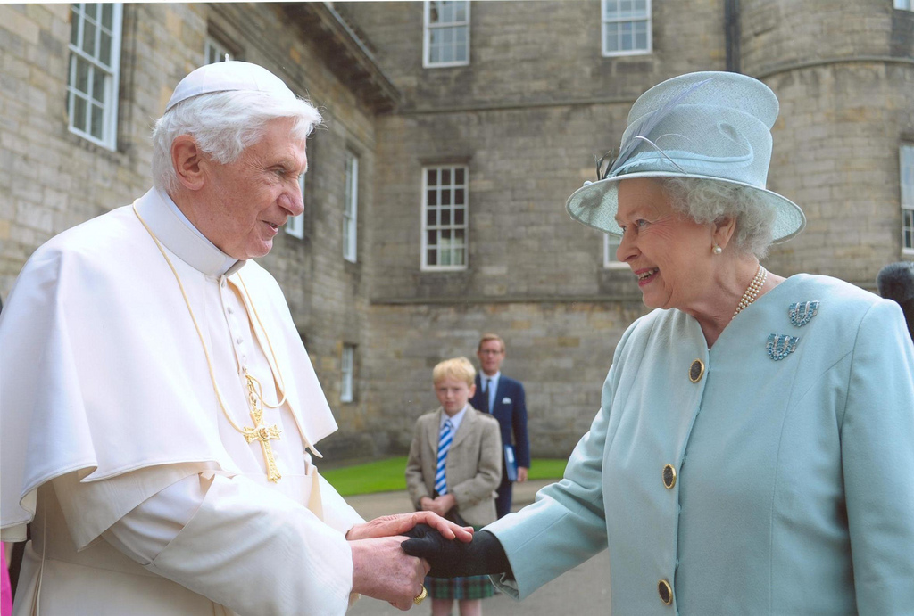pope visits edinburgh