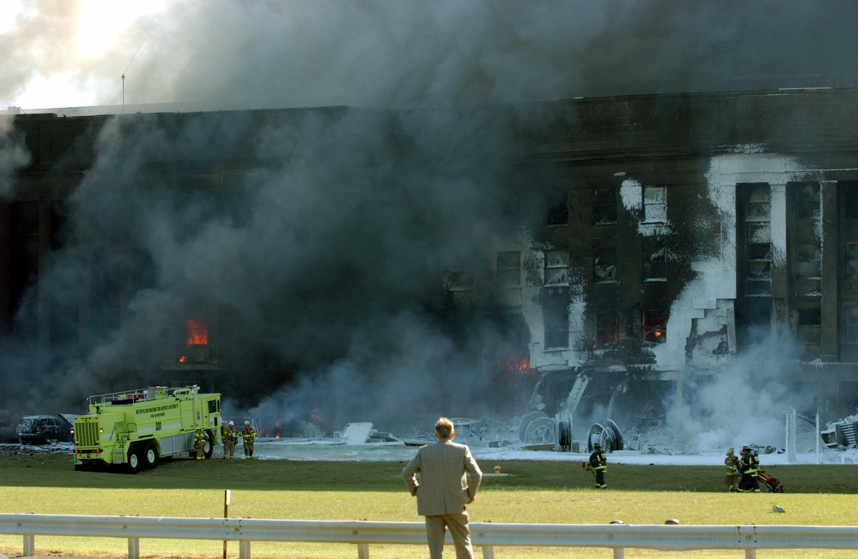 9-11-pentagon-damage-immediate-aftermath-high-resolution-photos