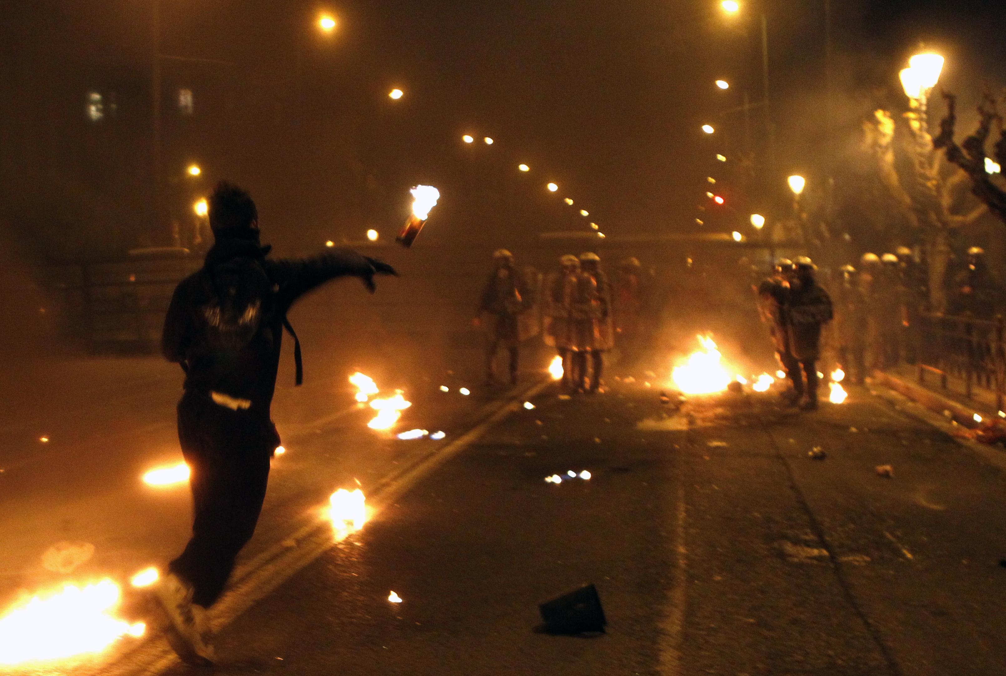 Greece Riot Photos December 2011 | Public Intelligence